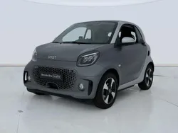 Gris Usado 2023 Smart ForTwo Electric Drive Passion Coupe | 18.150 € (Precio justo)