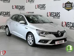Plateado Usado 2020 Renault Mégane IV Business Berlina | 12.700 € (Precio justo)