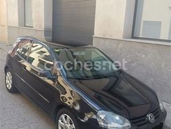 Negro Usado 2004 VW Golf IV Trendline Berlina | 3900 € (Precio justo)