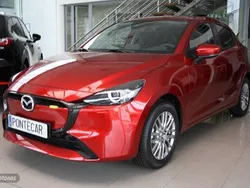Rojo Nuevo 2025 Mazda 2 Exclusive-Line | 22.500 € (Un poco caro)