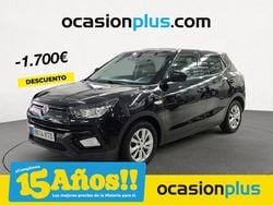 Negro Usado 2019 Ssangyong (KGM) Tivoli Limited SUV | 13.200 €