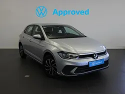 Gris / plata Usado 2024 VW Polo Life Berlina | 21.850 € (Precio justo)