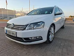 Blanco Usado 2012 VW Passat Highline Familiar | 10.999 € (Un poco caro)