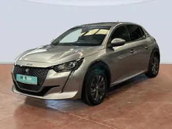 Gris Usado 2021 Peugeot e-208 Style Utilitario | 17.900 € (Precio justo)