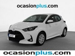 Blanco Usado 2023 Toyota Yaris Active Utilitario | 14.082 € (Precio justo)