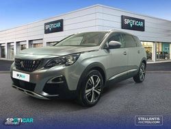 Gris Usado 2020 Peugeot 5008 Allure Monovolumen | 24.800 € (Caro)