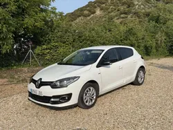 Blanco Usado 2015 Renault Mégane III LIMITED Utilitario | 8900 € (Precio justo)