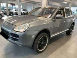 Gris Usado 2006 Porsche Cayenne SUV | 14.900 € (Precio justo)