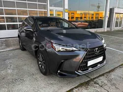 Gris / plata Usado 2023 Lexus NX450h+ Executive Line SUV | 55.900 € (Precio justo)