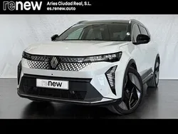 Blanco Usado 2024 Renault Scénic Iconic Monovolumen | 32.950 € (Buen precio)