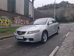 Gris / plata Usado 2004 Honda Accord Sport Berlina | 2300 € (Super precio)