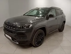 Gris Usado 2023 Jeep Compass Limited SUV | 39.400 €