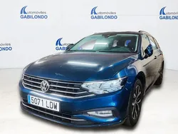 Azul Usado 2020 VW Passat Executive Familiar | 16.900 € (Precio justo)