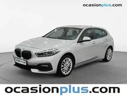 Gris plata Usado 2021 BMW 118 Utilitario | 18.173 € (Super precio)