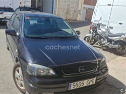 Negro Usado 2003 Opel Astra Edition Berlina | 1800 € (Precio justo)