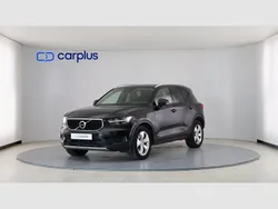 Negro onyx (metalizado) Usado 2019 Volvo XC40 Momentum SUV | 28.390 € (Precio justo)