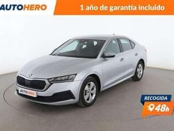 Gris Usado 2022 Skoda Octavia Ambition Berlina | 20.475 € (Buen precio)