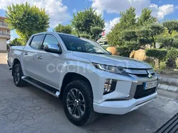 Blanco Usado 2022 Mitsubishi L200 Recogida | 31.900 € (Caro)