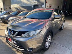 Gris Usado 2015 Nissan Qashqai Visia SUV | 11.990 € (Precio justo)