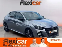 Gris / plata Usado 2024 Peugeot 208 Active Utilitario | 15.990 € (Precio justo)