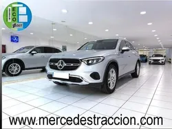 Plateado Usado 2023 Mercedes GLC200 SUV | 47.900 €