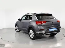 Gris Usado 2021 VW T-Roc Advance SUV | 21.300 € (Precio justo)