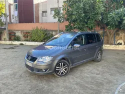 Gris / plata Usado 2010 VW Touran Advance Monovolumen | 6999 € (Super precio)