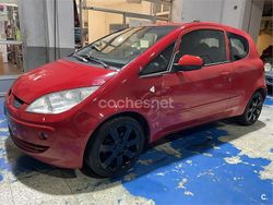 Rojo Usado 2005 Mitsubishi Colt Invite Berlina | 2400 €