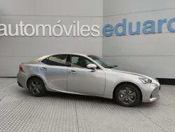 Gris Usado 2020 Lexus IS300h Business Edition Berlina | 22.800 € (Buen precio)