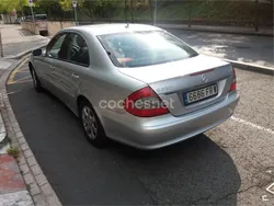 Gris / plata Usado 2007 Mercedes E220 Elegance Berlina | 11.500 €