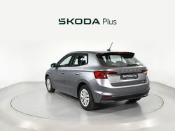 Gris Usado 2022 Skoda Fabia Active Utilitario | 12.400 € (Buen precio)