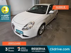 Blanco Usado 2011 Alfa Romeo Giulietta Distinctive Utilitario | 9190 € (Precio justo)