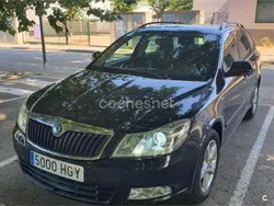 Negro Usado 2011 Skoda Octavia Family Familiar | 5100 € (Caro)