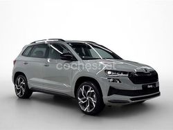 Gris / plata Usado 2024 Skoda Karoq SportLine SUV | 28.800 € (Un poco caro)