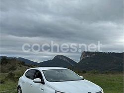 Blanco Usado 2018 Renault Mégane IV Zen Berlina | 8990 € (Precio justo)