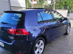 Azul Usado 2015 VW Golf VII Advance Berlina | 14.999 € (Precio justo)