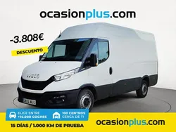 Blanco Usado 2023 Iveco Daily Berlina | 28.800 € (Precio justo)