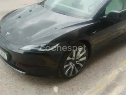 Eléctrico Usado 2024 Tesla Model 3 Berlina | 33.500 € (Precio justo)