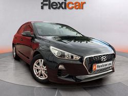 Negro Usado 2017 Hyundai i30 Berlina | 11.590 € (Precio justo)