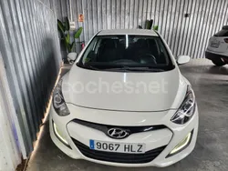 Blanco Usado 2012 Hyundai i30 Berlina | 7200 € (Precio justo)