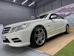 Blanco Usado 2012 Mercedes E220 Elegance Coupe | 25.000 € (Caro)