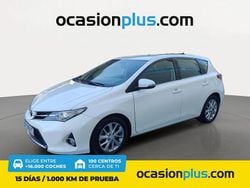 Blanco Usado 2013 Toyota Auris Live Utilitario | 9550 € (Un poco caro)