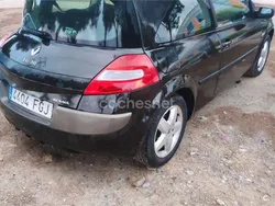 Negro Usado 2006 Renault Mégane II Dynamique Berlina | 3200 € (Precio justo)
