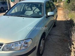 Gris / plata Usado 2001 Nissan Almera Comfort Berlina | 1800 €