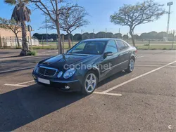 Azul Usado 2003 Mercedes E500 Avantgarde Berlina | 12.000 €