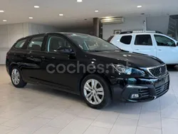 Negro Usado 2020 Peugeot 308 Active Familiar | 13.900 € (Precio justo)