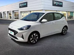 Blanco Usado 2024 Hyundai i10 Utilitario | 14.190 € (Precio justo)