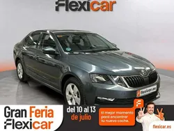 Gris Usado 2019 Skoda Octavia Style Utilitario | 14.990 € (Precio justo)
