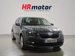 Gris Usado 2019 Skoda Octavia Ambition Berlina | 13.990 € (Super precio)