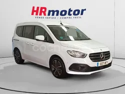 Blanco Usado 2023 Mercedes T180 Monovolumen | 26.990 € (Precio justo)